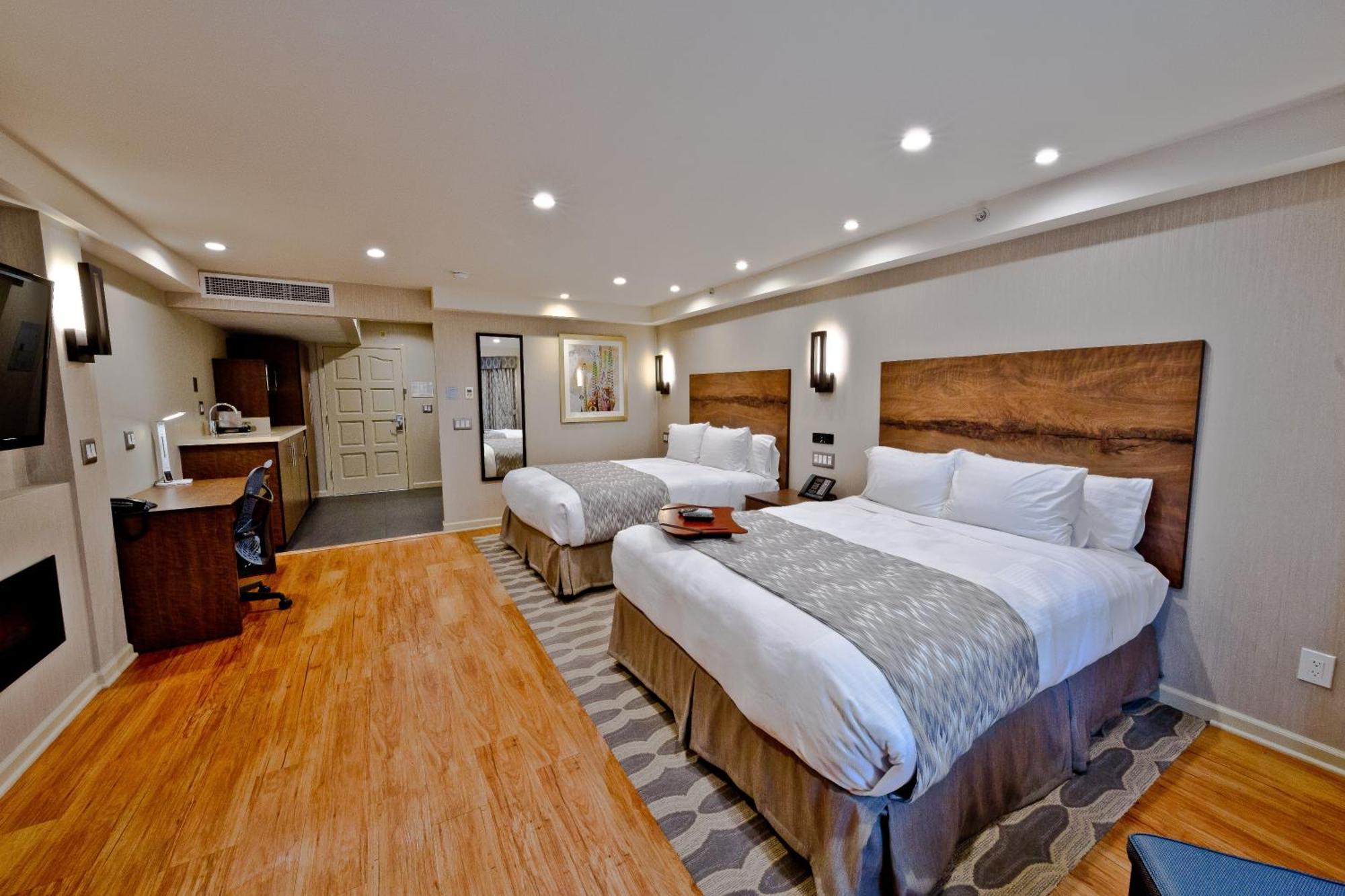 Hotel Strata Mountain View Room photo